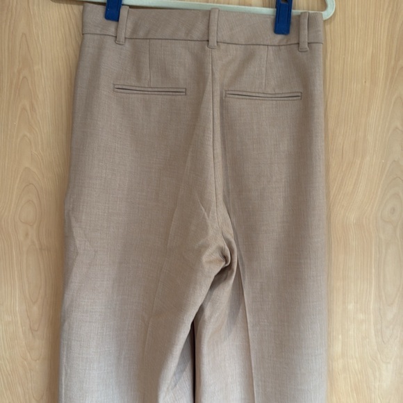 The Effortless Pant™ - (Re)ssential - Picture 3 of 4